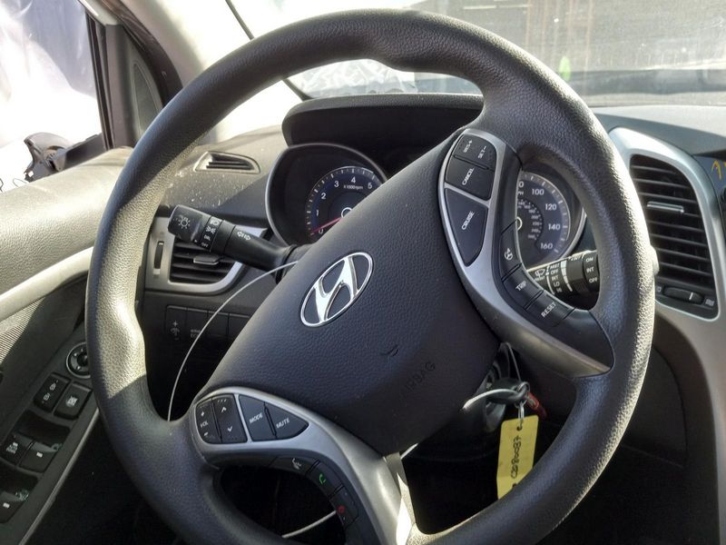 13 14 15 16 17 Hyundai Elantra GT Hatchback Left Driver Wheel Airbag OEM Black